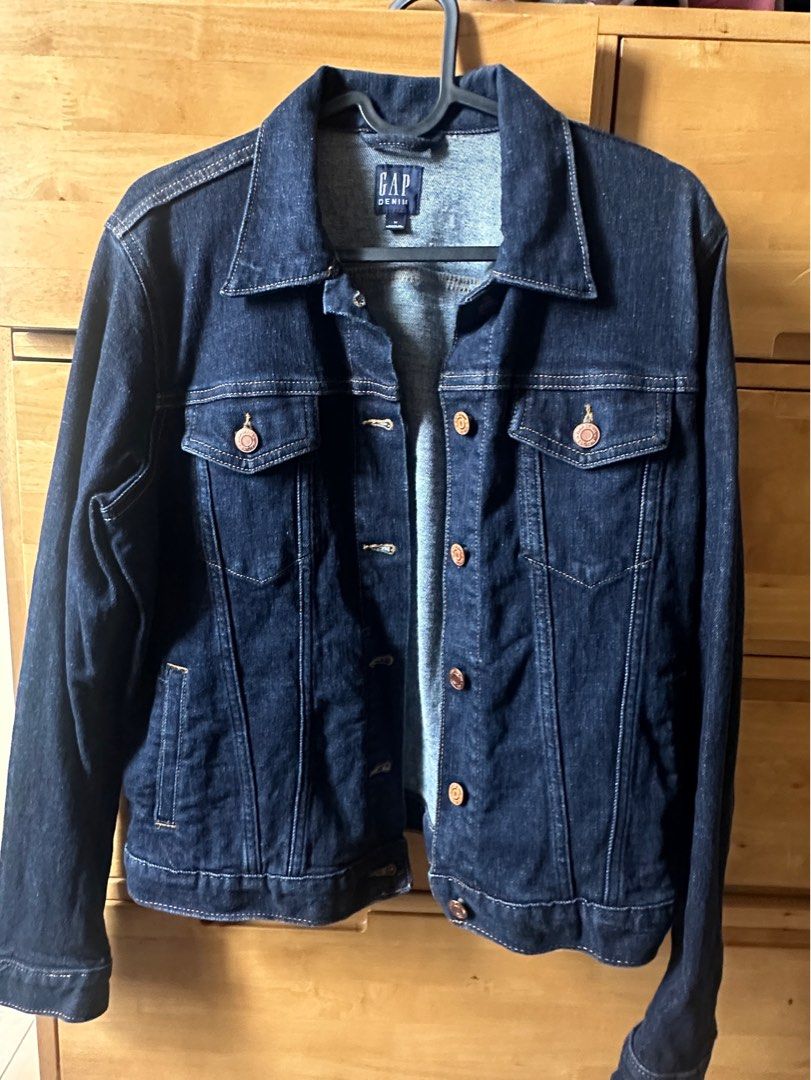 Gap Denim Jacket (Category: Coats, Jackets and Outerwear) located in Manila. Submitted by hellopanda_07 (Listing ID 1390822198, Image 2). Description: .