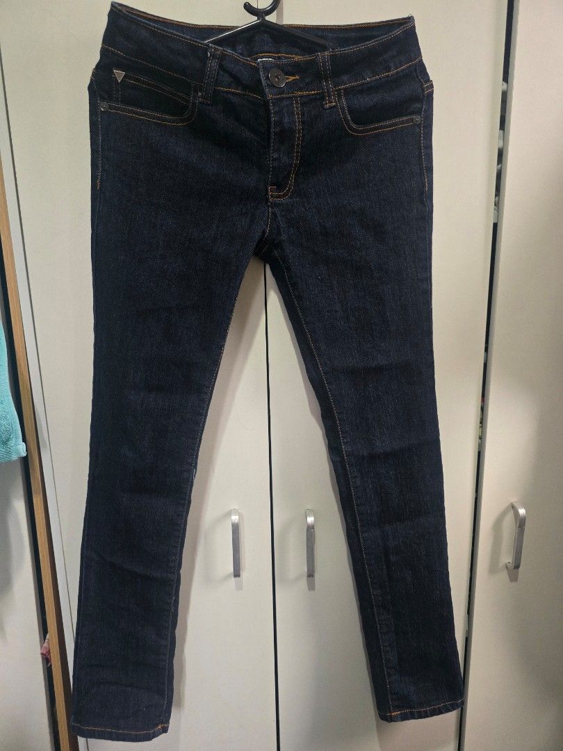 Guess stretchy jeans (Category: Jeans) located in Davao. Submitted by declutter2161 (Listing ID 1390929273, Image 1). Description: Guess stretchy jeans 26-28 women's price plus shipping cost😉.