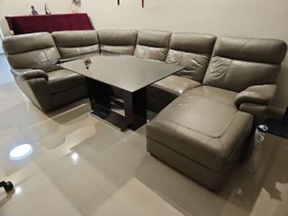 (Category: ) located in . Submitted by alvintan02 (Listing ID 1390910405, Image 1). Description: .