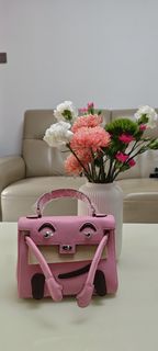 （分類：）位於 。 由 byebyebags 提交（商品編號 1390827786，圖片 1）。簡介： 。