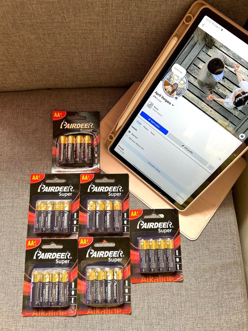 Instax Alkaline Battery Pairdeer 4pcs (Category: Camera Bags & Carriers) located in Manila. Submitted by aprilbeelee (Listing ID 1390888216, Image 1). Description: Instax Battery ₱ 119 Alkaline Pairdeer AA 4pcs .