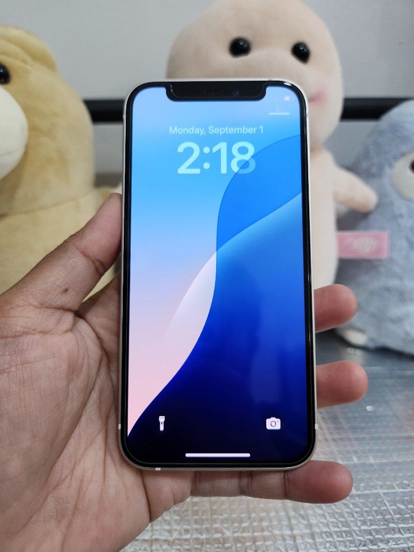 IPHONE 12 MINI 64GB no swap (Category: iPhone 12 Series) located in Mandaluyong City. Submitted by cellspaceph (Listing ID 1390825362, Image 1). Description: IPHONE 12 MINI 64GB factory unlocked 76% battery health All working Any sim issue: dent Php8,500 ‼️ unit only no swap mandaluyong loc.