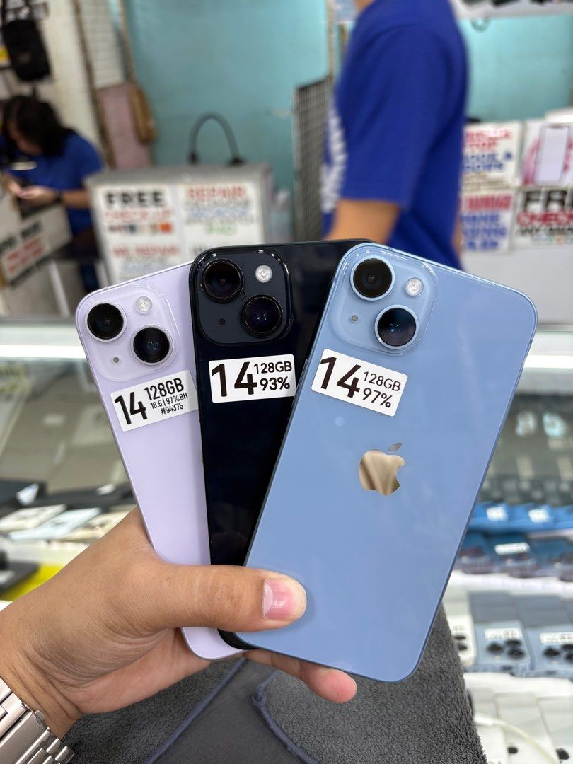 iPhone 14 128GB Factory Unlock No Issue Secondhand (Category: iPhone 14 Series) located in Pasig City. Submitted by FarAndRayShop (Listing ID 1390854482, Image 1). Description: OPEN FOR SWAP/SELLING/BUYING (RFS: Buy and Sell) Price: 22,499 iPhone 14 128GB •Factory Unlock •NO HIDDEN ISSUES •TEST TO SAWA •Authentic Phone Physical store in Greenhills Shopping Center XE-12 Stall Number Look For Rayray Or Anika NO CASH INSTALLMENT We are open also for