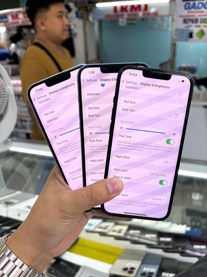 iPhone 14 128GB Factory Unlock No Issue Secondhand (Category: iPhone 14 Series) located in Pasig City. Submitted by FarAndRayShop (Listing ID 1390854482, Image 3). Description: OPEN FOR SWAP/SELLING/BUYING (RFS: Buy and Sell) Price: 22,499 iPhone 14 128GB •Factory Unlock •NO HIDDEN ISSUES •TEST TO SAWA •Authentic Phone Physical store in Greenhills Shopping Center XE-12 Stall Number Look For Rayray Or Anika NO CASH INSTALLMENT We are open also for