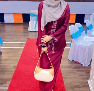 (Category: ) located in . Submitted by ayu_edruse (Listing ID 1390862053, Image 1). Description: .