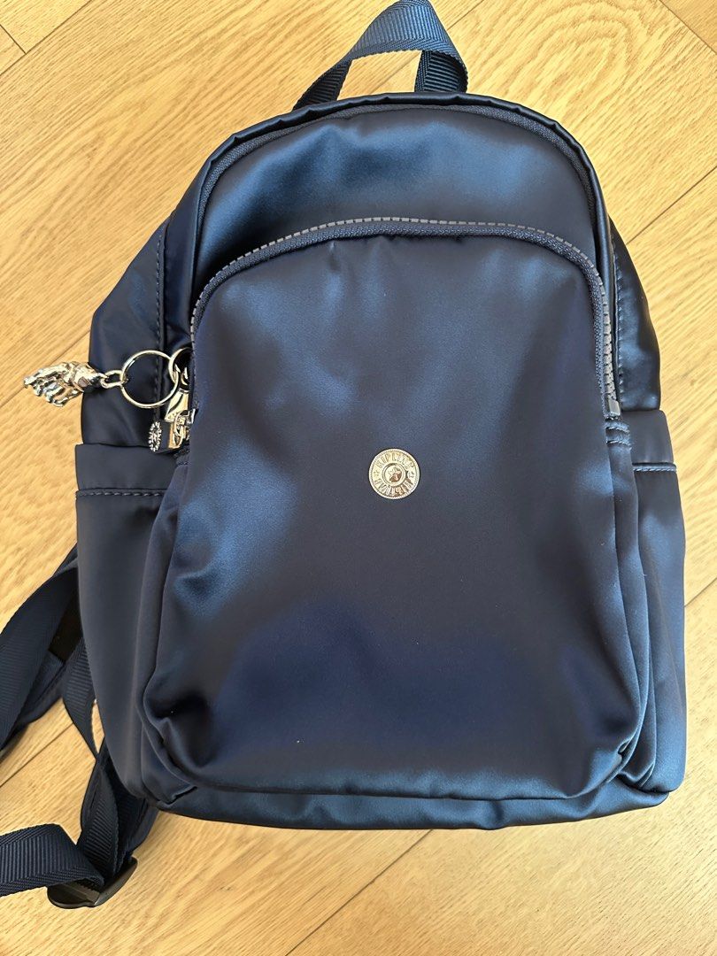 Kipling backpack （分類：背囊）位於 Hong Kong。 由 bvwcsbtsrh86353 提交（商品編號 1390858008，圖片 1）。簡介： 全新未使用。