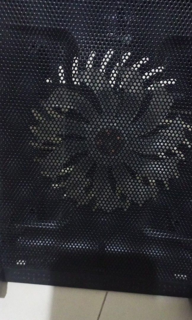 Laptop stand (Category: Laptops & Notebooks) located in Quezon City. Submitted by pi.mel (Listing ID 1390872492, Image 3). Description: Hi selling my laptop stand for only 200. pesos. meet up only around FEU-NRMF. THANK YOUUU.