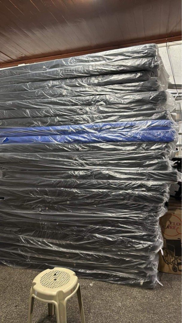 leather foam (Category: Medical Supplies & Tools) located in Manila. Submitted by yolitacado18248 (Listing ID 1390864078, Image 1). Description: brandnew leather foam size 36x75x4 same day delivery .