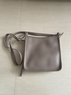 （分類：）位於 。 由 charis225 提交（商品編號 1390871469，圖片 1）。簡介： 。