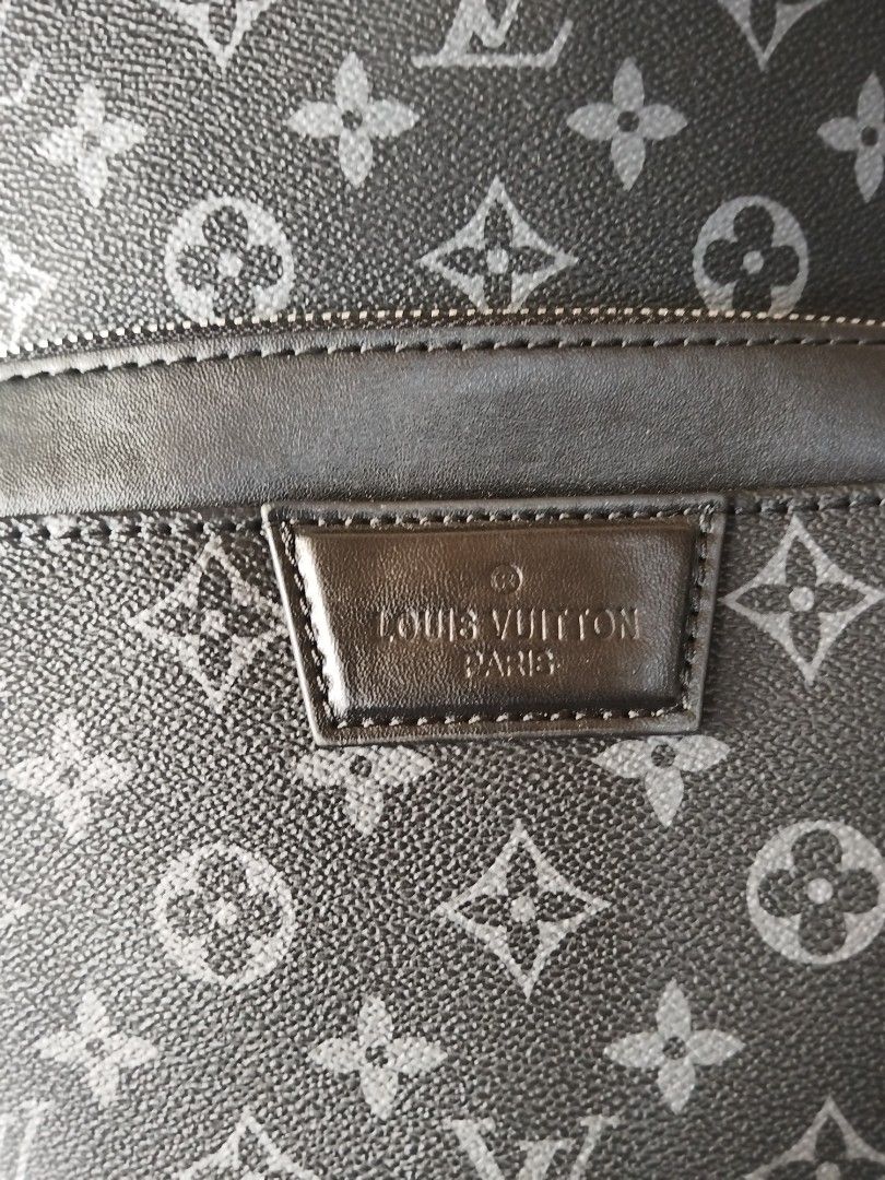 louis vuitton (Category: Luxury Bags & Wallets) located in Lemery. Submitted by venus23 (Listing ID 1390793359, Image 2). Description: .