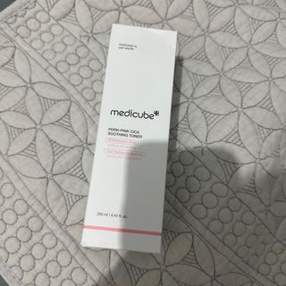 Medicube PDRN 粉紅修護舒緩水64214535262083110