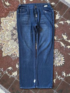 (Category: ) located in . Submitted by lepp_thrifting (Listing ID 1390872451, Image 1). Description: .