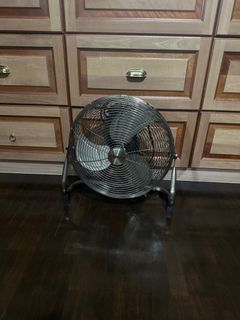 (Category: ) located in . Submitted by ttwkh (Listing ID 1390849539, Image 1). Description: .
