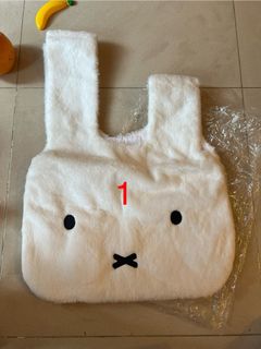 （分類：）位於 。 由 usagigigi 提交（商品編號 1390791551，圖片 1）。簡介： 。