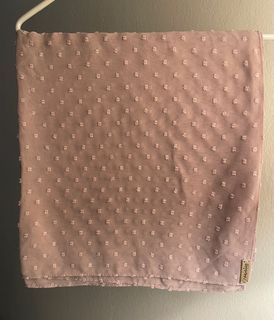 (Category: ) located in . Submitted by preloved.bymarissa (Listing ID 1390910825, Image 1). Description: .
