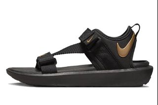 (Category: ) located in . Submitted by leoclosetthing (Listing ID 1390866586, Image 1). Description: .