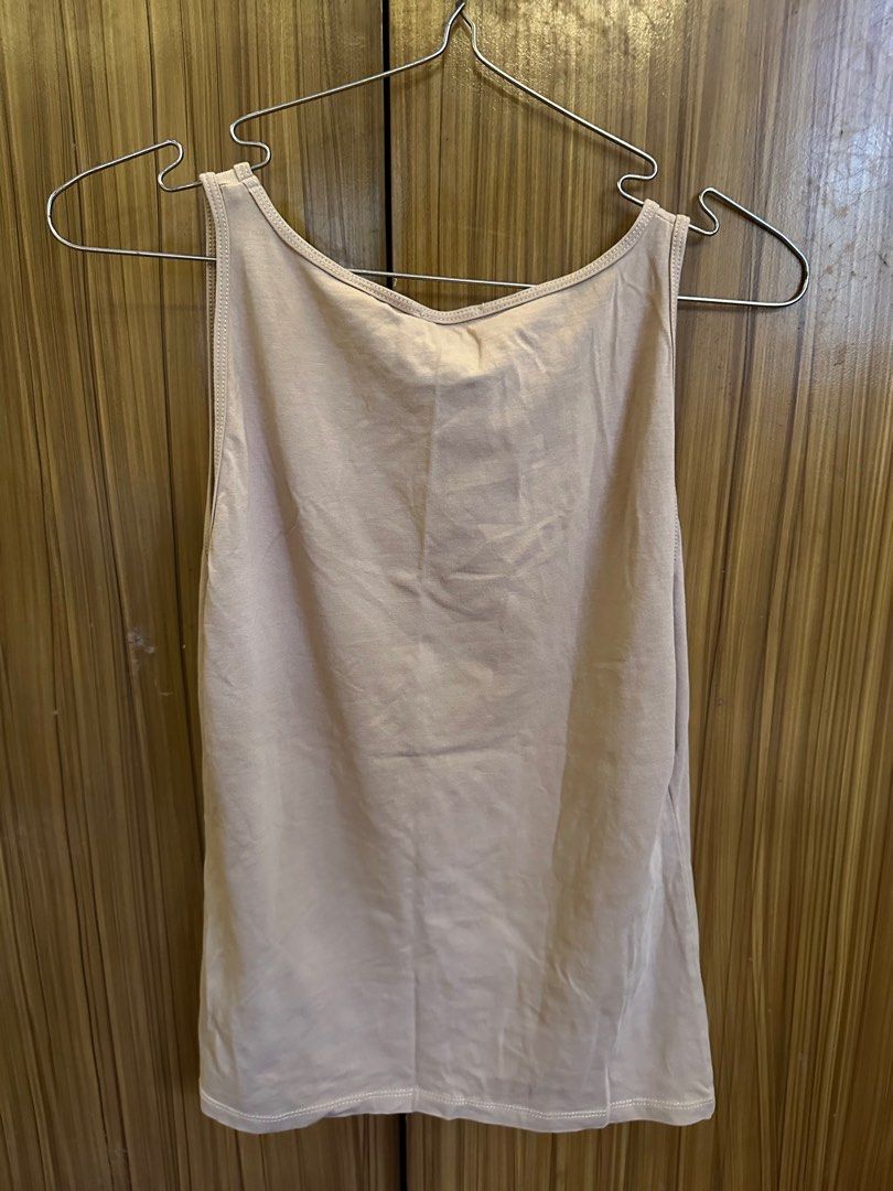 Nude beige sando top (Category: Sleeveless) located in Cainta. Submitted by ree_declutters (Listing ID 1390803144, Image 3). Description: Used once only, too big on me XL on tag Model measurements: Height: 5ft Bust: 30inch / 76cm Waist: 25.5inch / 65cm Hips: 33 inch / 84cm *model has a short torso.