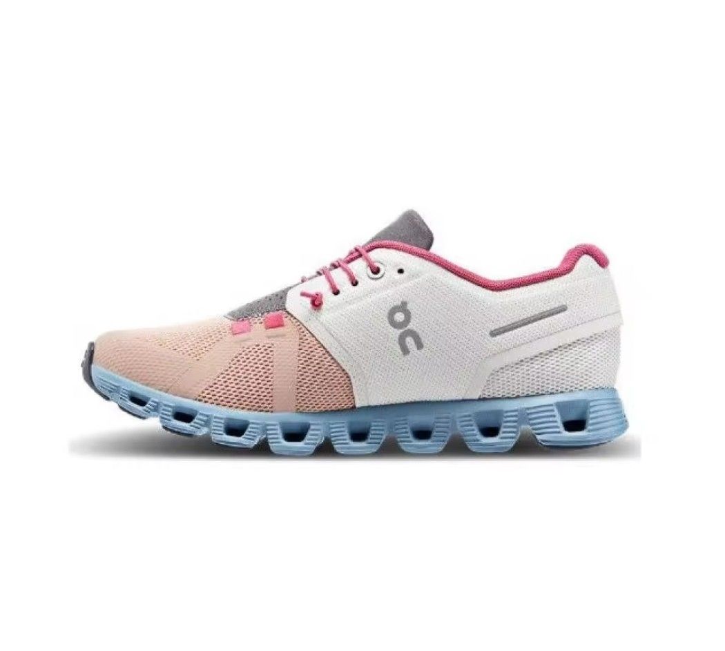 On cloud sneakers (Category: Sneakers) located in Cavite. Submitted by camiya (Listing ID 1390790324, Image 3). Description: 100 percent original on running cloud 5 running shoes top outdoor womens sneakers any size available.