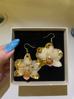 (Category: ) located in . Submitted by annabelleaaaa (Listing ID 1390903838, Image 1). Description: .