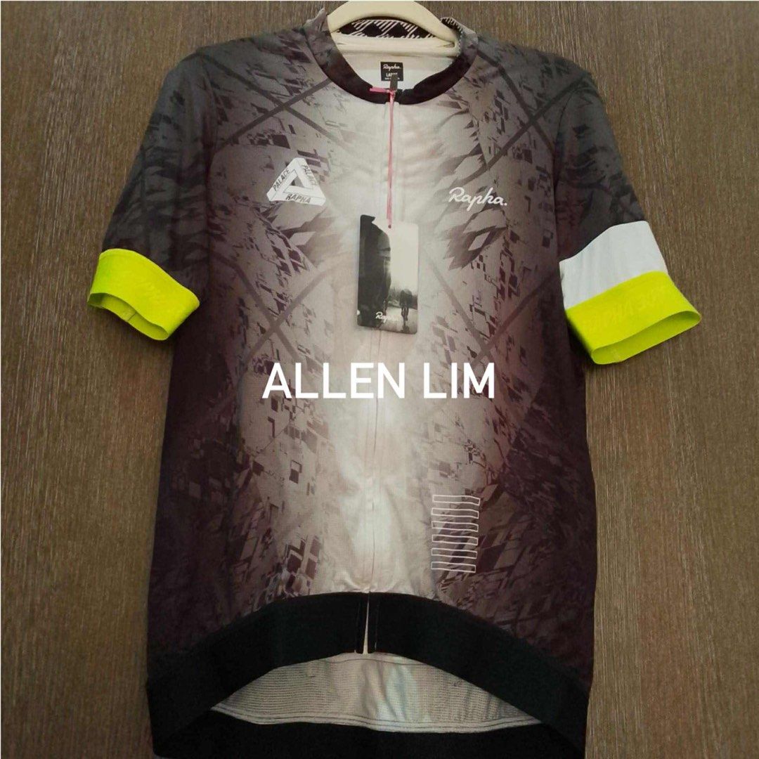 Rapha x Palace Jersey LARGE (Category: Activewear) located in Quezon City. Submitted by slipstream12345 (Listing ID 1390960452, Image 1). Description: For sale! Rapha x Palace Pro Team Training Jersey LARGE Brandnew! Still with tags! Extremely limited! FIRM ON PRICE. RFS: decluttering Item loc: QC.