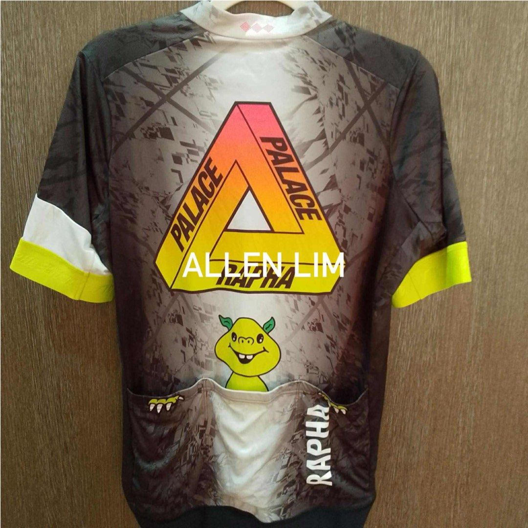 Rapha x Palace Jersey LARGE (Category: Activewear) located in Quezon City. Submitted by slipstream12345 (Listing ID 1390960452, Image 2). Description: For sale! Rapha x Palace Pro Team Training Jersey LARGE Brandnew! Still with tags! Extremely limited! FIRM ON PRICE. RFS: decluttering Item loc: QC.