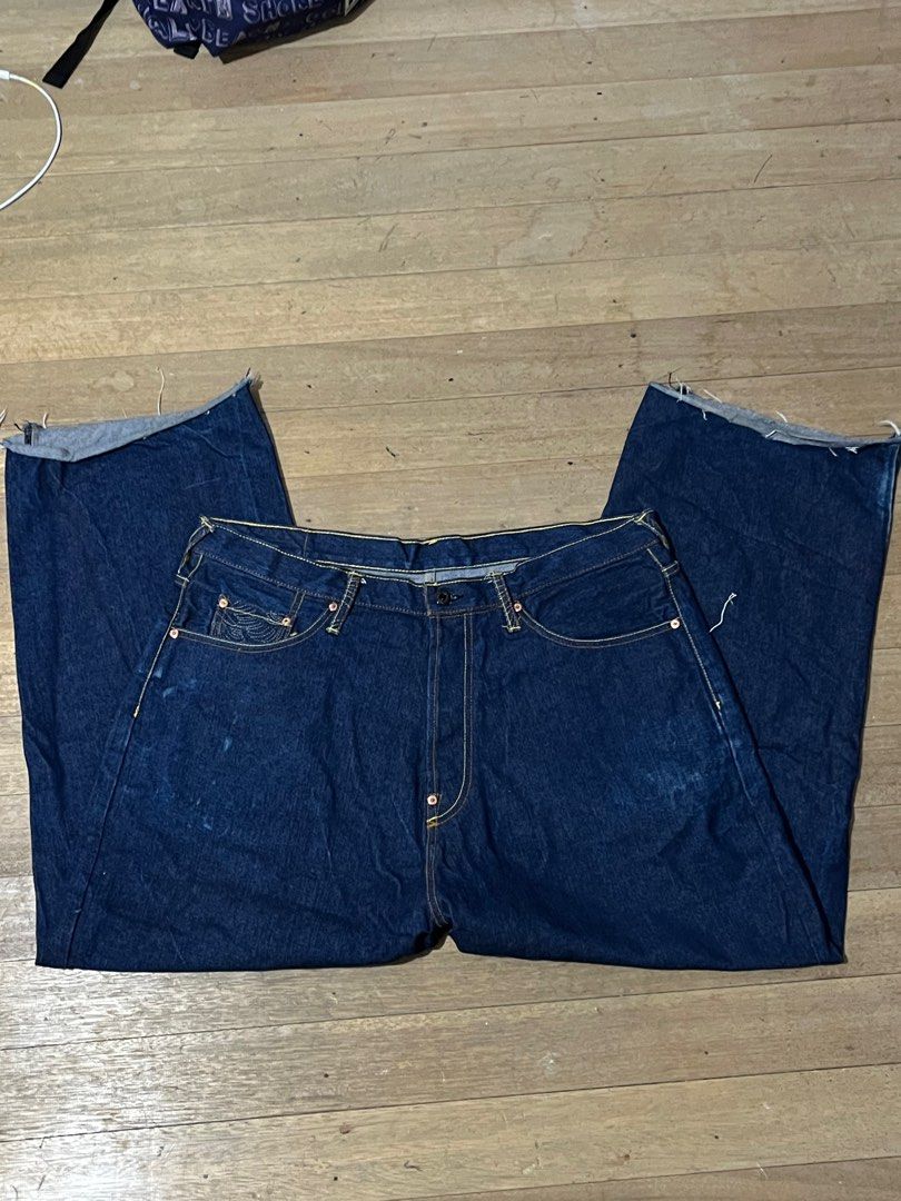 RED MONKEY RMO Martin Ksohoh Samurai Jeans (Category: Jeans) located in Caloocan City. Submitted by christianp02069 (Listing ID 1390934330, Image 2). Description: RED MONKEY RMO Martin Ksohoh Samurai Jeans need stitches on the buttom denim but pretty maintained size(38w).