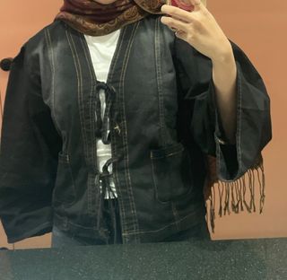 (Category: ) located in . Submitted by thriftpeachy (Listing ID 1390935142, Image 1). Description: .
