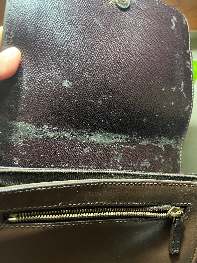 Salvatore Ferragamo sling bag (Category: Sling Bags) located in Las Pinas. Submitted by pixterspb (Listing ID 1390797157, Image 3). Description: Authentic Color : Brown Recolored .