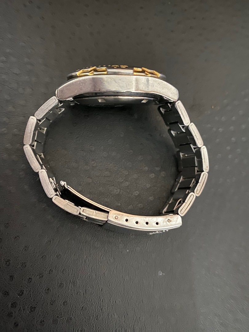 Seiko 5 Sports Two-Tone (Category: Men's Watches) located in Paranaque City. Submitted by timeout_023 (Listing ID 1390947067, Image 3). Description: Seiko 5 Sports Champaigne Dial Two-tone 38mm case size 7s36 automatic movement Bracelet fits only up to 7inches no extra links Working condition Disclaimer: you are dealing with used watch, please manage your expectations Meet-ups by schedule: Robinsons general trias/MOA/BGC/Market2 Can also do shipp