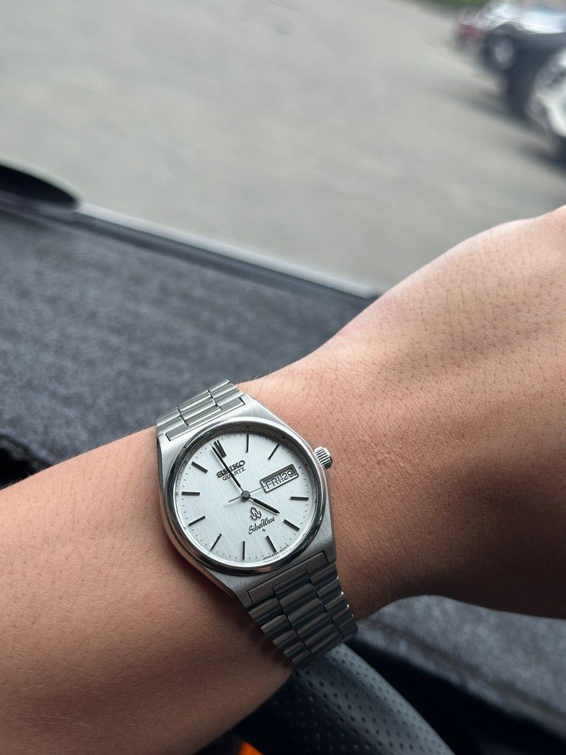Seiko Silver Wave 8229-8000 (Category: Men's Watches) located in Bulacan. Submitted by fitloop_ph (Listing ID 1389511310, Image 1). Description: Seiko Quartz SilverWave-Brushed Silver dial • Model: 8229-8000 • Case Size: 37 mm Diameter • Lug-to-Lug: Approx. 41 mm • Dial: Brushed Silver Dial with Black Indices • Bracelet: Original Integrated Stainless Steel • Day-Date: English/Kanji • Caseback: Stainless steel .