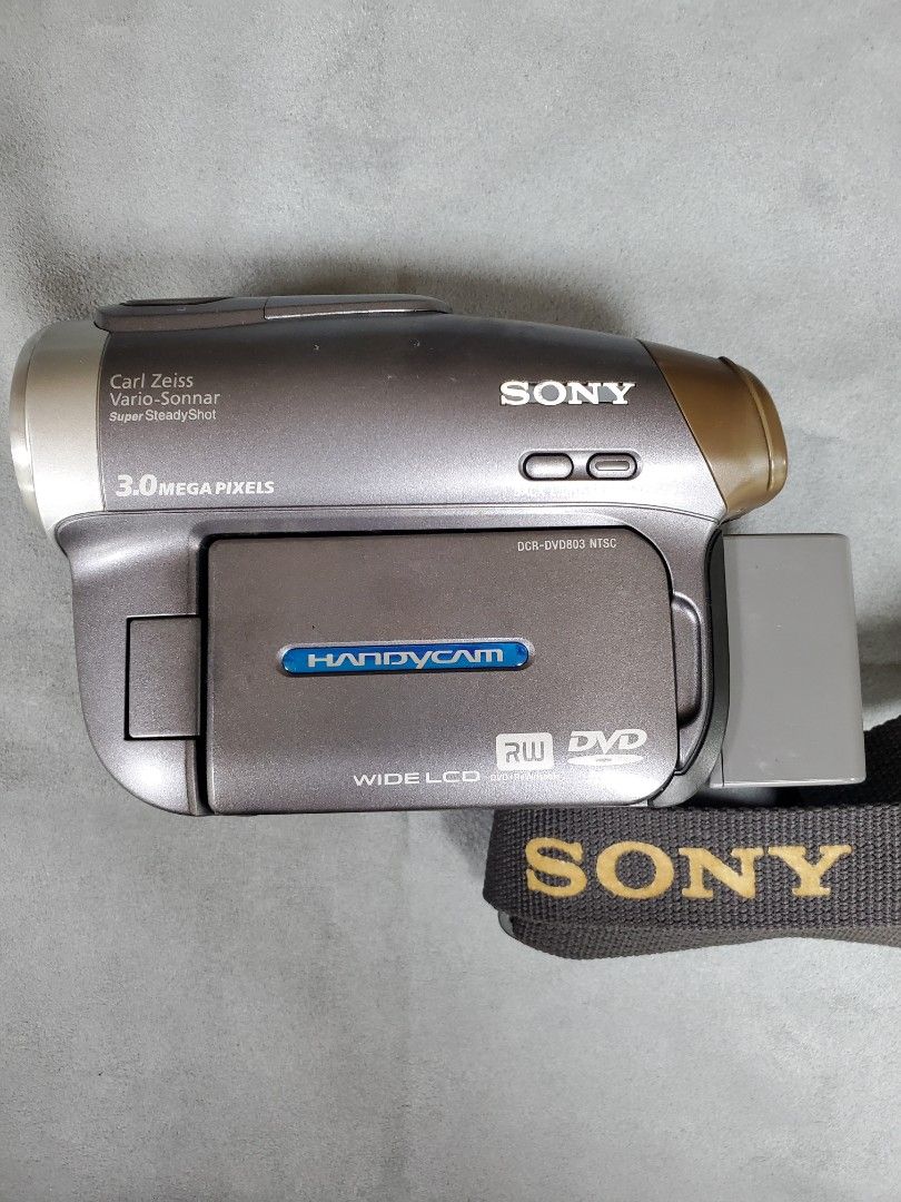 ビデオカメラ Sony Handycam DCR-DVD803 NTSC ビデオカメラ Sony Handycam DCR-DVD803 NTSC Amazon.com : Sony