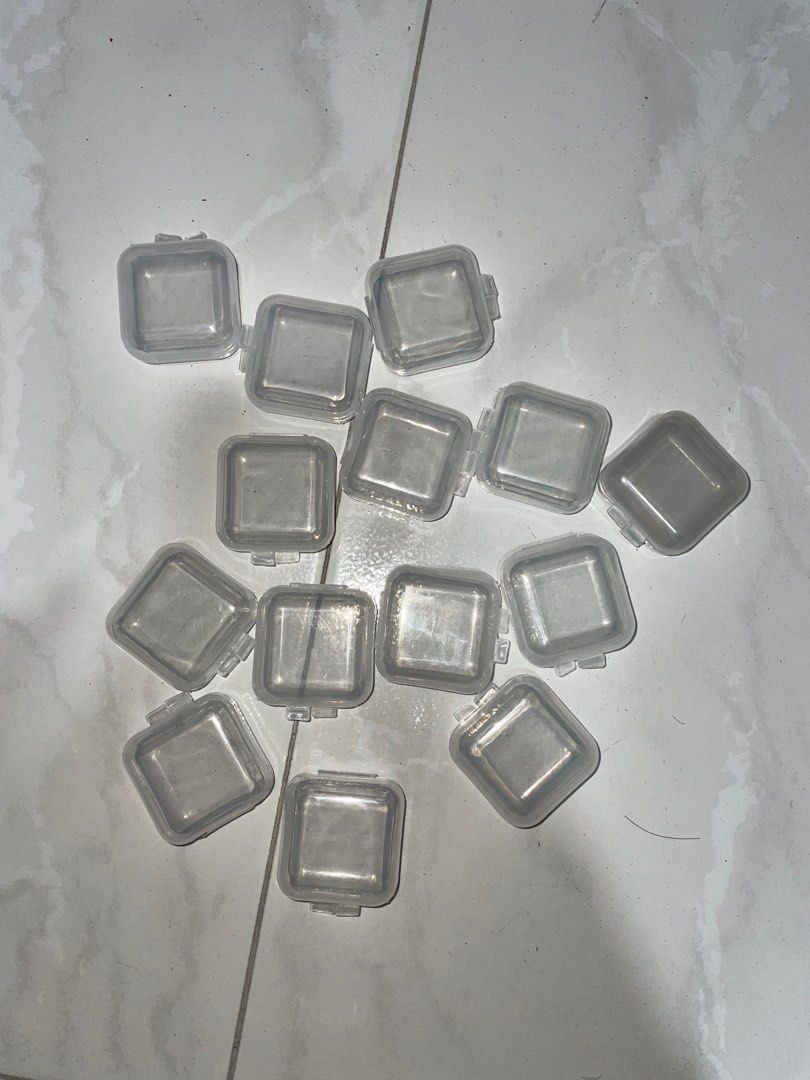 Storage Ring Boxes (Category: Storage Boxes & Baskets) located in Singapore. Submitted by 2banana1 (Listing ID 1390942012, Image 1). Description: .