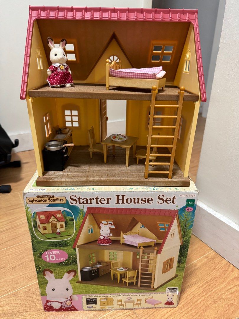 Sylvanian Families starter set (Category: Kids Toys) located in Taguig. Submitted by sassie_94 (Listing ID 1390889567, Image 2). Description: Last price posted.