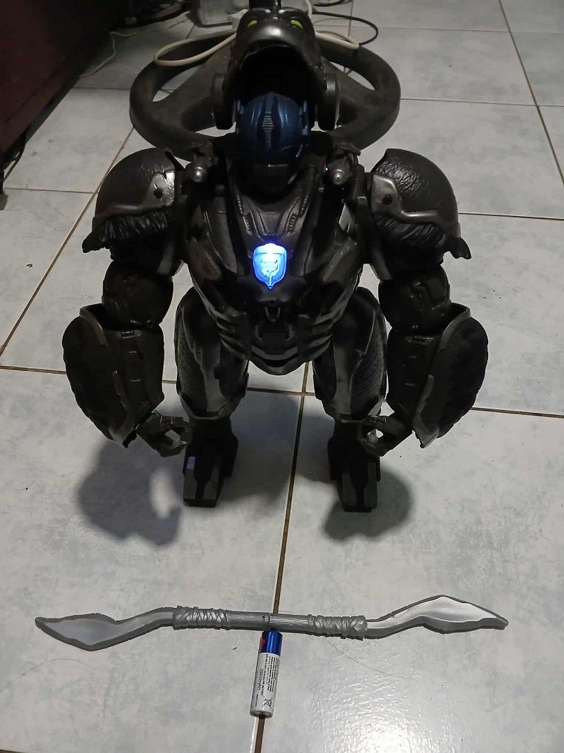 Transformers: Rise of the beasts Command Convert Animatronic Optimus