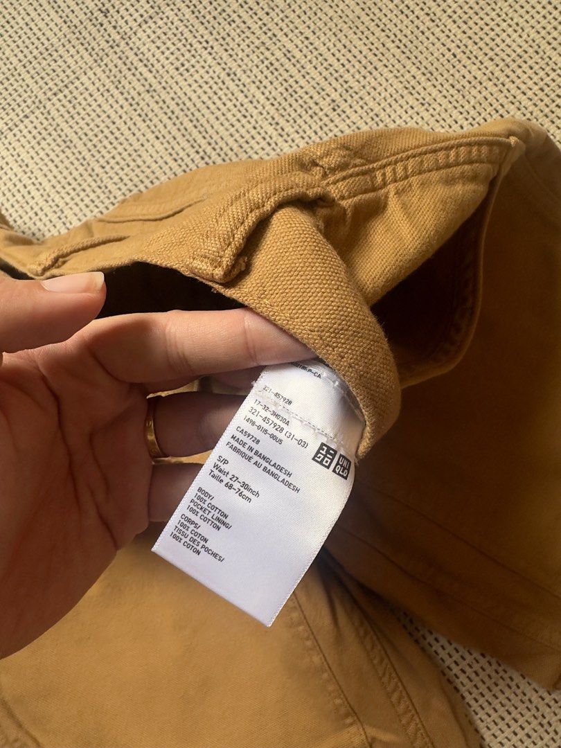 Uniqlo Jeans (Category: Jeans) located in Manila. Submitted by hellopanda_07 (Listing ID 1390821750, Image 3). Description: Never worn Waist: 27-30 .