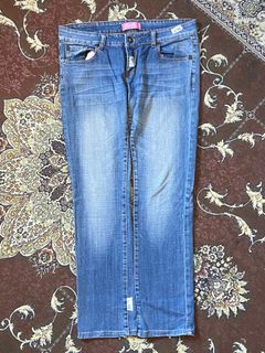 (Category: ) located in . Submitted by lepp_thrifting (Listing ID 1390870876, Image 1). Description: .