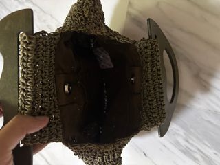 (Category: ) located in . Submitted by ppwl00 (Listing ID 1390860821, Image 1). Description: .