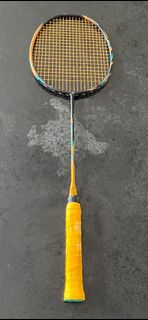 RARE) Yonex armortec 900 technique (3ug4), Sports Equipment