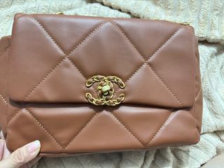 (Category: ) located in . Submitted by riri.rarapreloved (Listing ID 1391088881, Image 1). Description: .