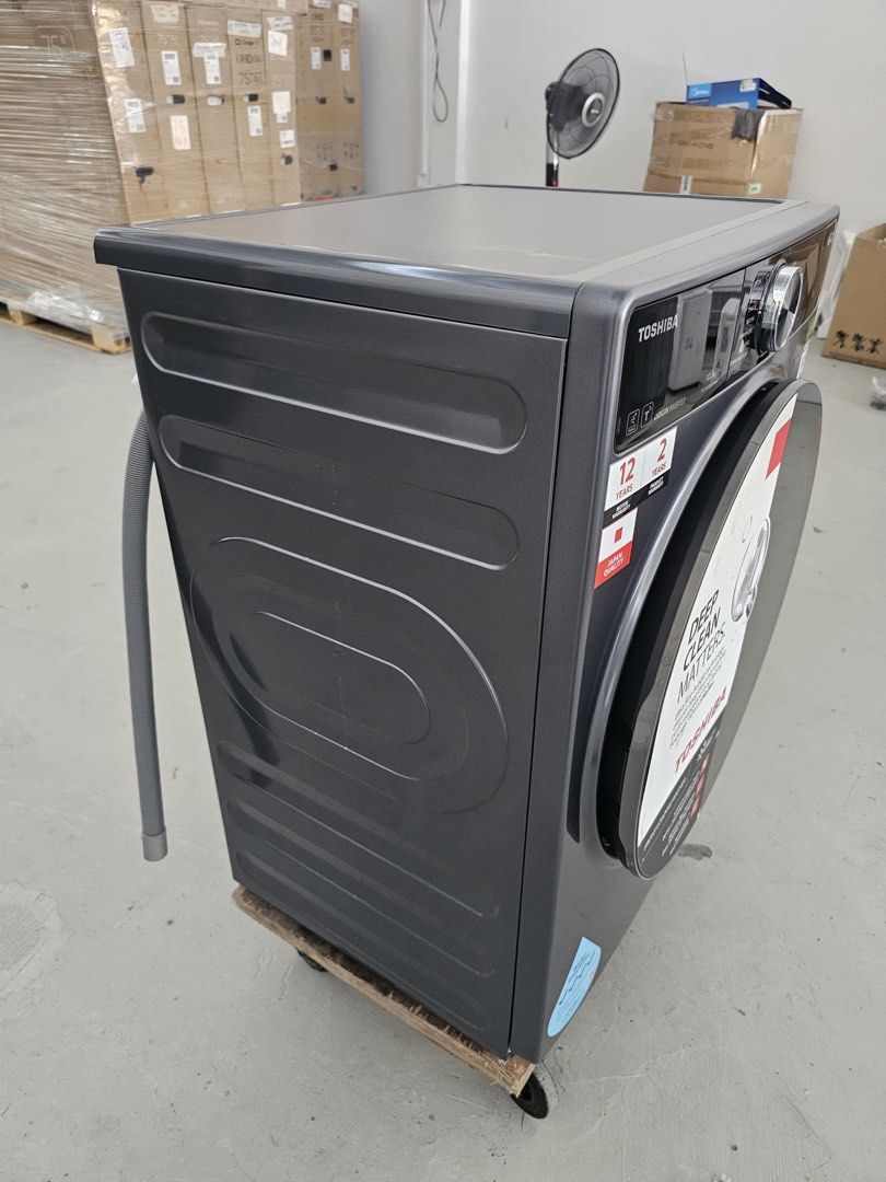 家電 Used Washing Machine for Sale (Toshiba) Twin Air ♦️ ♦️ Toshiba 10.5kg front load washer Model: TW-T25BZU115MW