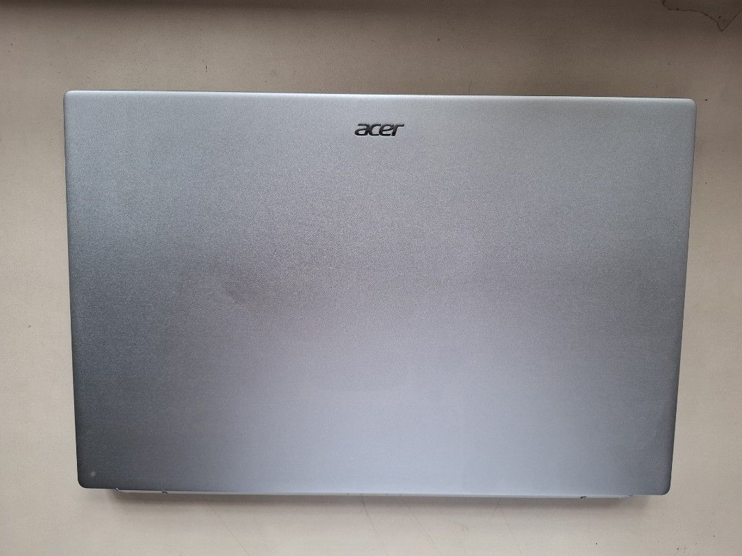 Acer Swift 3 (Category: Laptops & Notebooks) located in Muntinlupa City. Submitted by 1joxxperez (Listing ID 1391039797, Image 2). Description: Acer Swift 3 Bought 2023 SPECS - Processor: 12th Gen Intel i5-1240P 1.70GHz - RAM: 8Gb - Storage: 500Gb SSD - Graphics: Intel Iris Xe Graphics RFS: Upgrade Minor Issue: Marking from old stickers (aesthetic issue only, does not affect performance).
