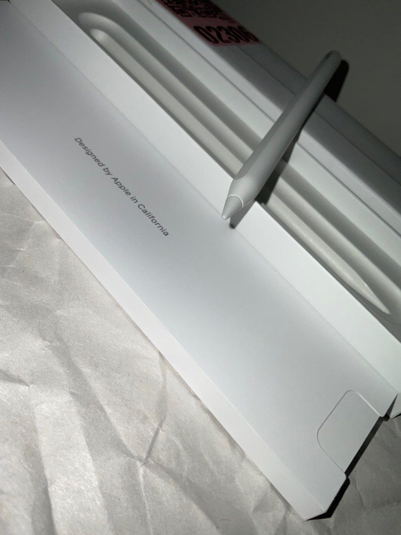 APPLE PENCIL 2ND GEN (Category: Other Mobile & Gadget Accessories) located in Manila. Submitted by 2025.gadgetspot (Listing ID 1390969510, Image 2). Description: selling for 5,800 - authentic from apple US. - warranty not activated (can activate the warranty sa mismong apple) - no issues at all - UNSEALED but NEVER BEEN USED. can do meetups / shipping 📍qc (trinoma & sm fairview) pm if interested..