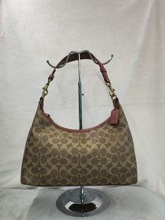 (Category: ) located in . Submitted by bagsbyblaironline1224 (Listing ID 1391000563, Image 1). Description: .