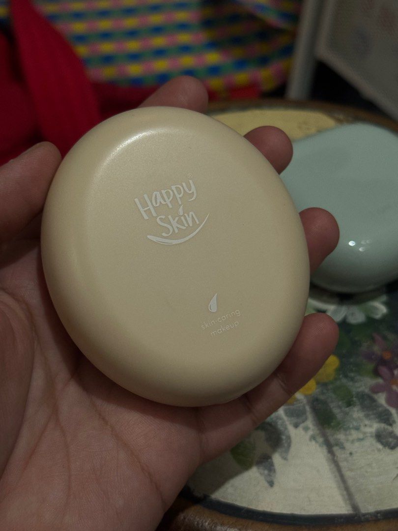 Cushion containers (Category: Makeup) located in Manila. Submitted by o813th (Listing ID 1391020314, Image 2). Description: CONTAINER ONLY!! Peach: for Happy Skin Off Duty Powder Foundation Pink: for Happy Skin Second Skin Matte Cushion Foundation Blue: for LANEIGE Neo Cushion Matte .