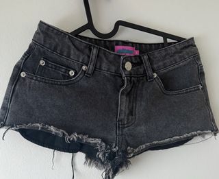 (Category: ) located in . Submitted by skippipinut (Listing ID 1391000485, Image 1). Description: .