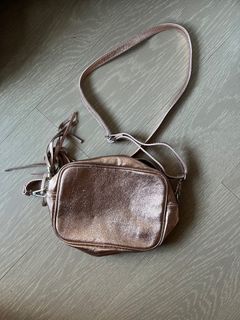 （分類：）位於 。 由 cc84784 提交（商品編號 1391101107，圖片 1）。簡介： 。