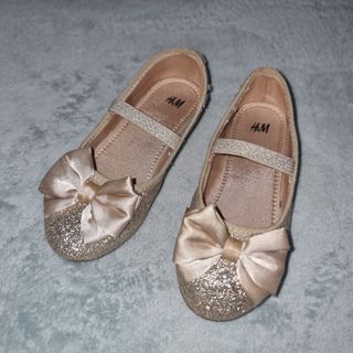 (Category: ) located in . Submitted by mooncollections (Listing ID 1391107117, Image 1). Description: .