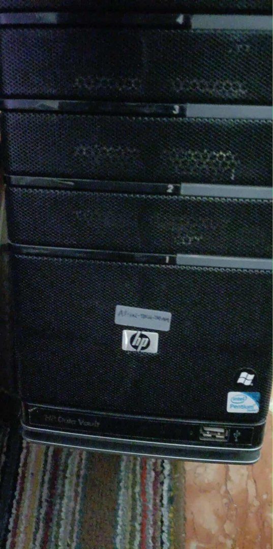 HP iOmega NAS (Category: Hard Disks & Thumbdrives) located in Manila. Submitted by eulogimenos53 (Listing ID 1391057468, Image 2). Description: Assorted HP, iOmega, Fujitsu and NetGear NAS Price - 4,500 each .