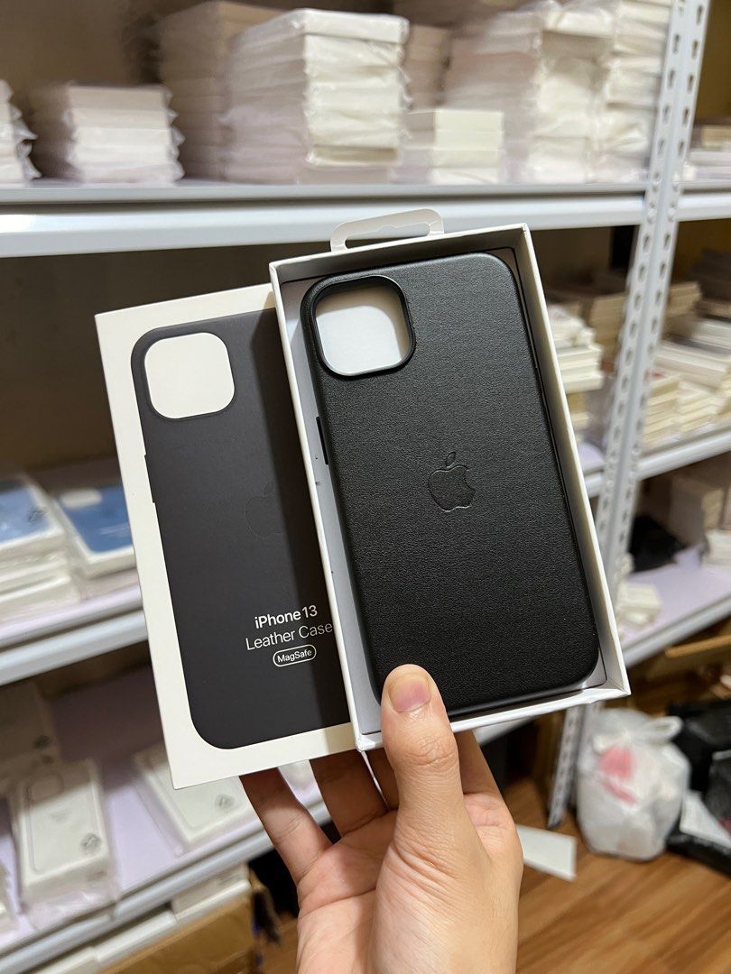 iphone 13 Magsafe Leather Case (Category: Cases & Sleeves) located in Manila. Submitted by mercedgret74092 (Listing ID 1390994329, Image 2). Description: Pm me available on hand .