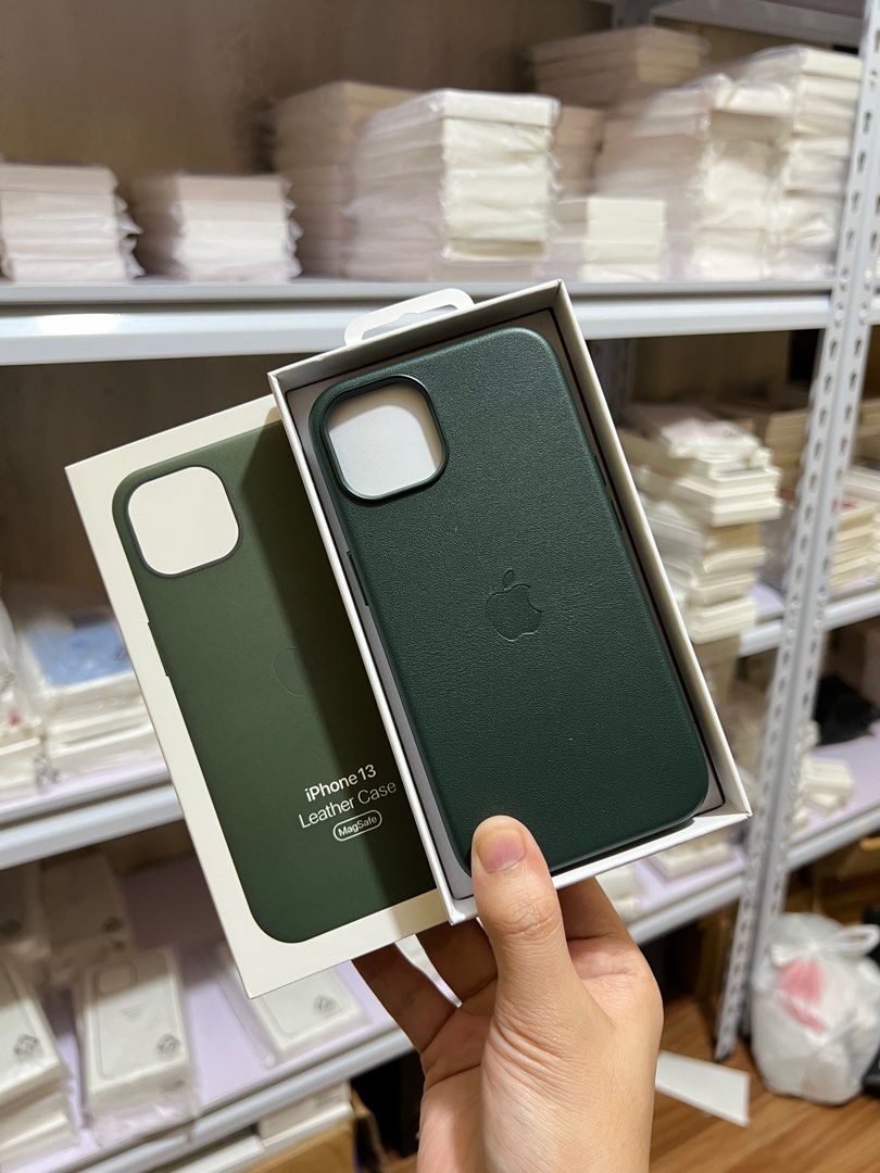 iphone 13 Magsafe Leather Case (Category: Cases & Sleeves) located in Manila. Submitted by mercedgret74092 (Listing ID 1390994329, Image 1). Description: Pm me available on hand .